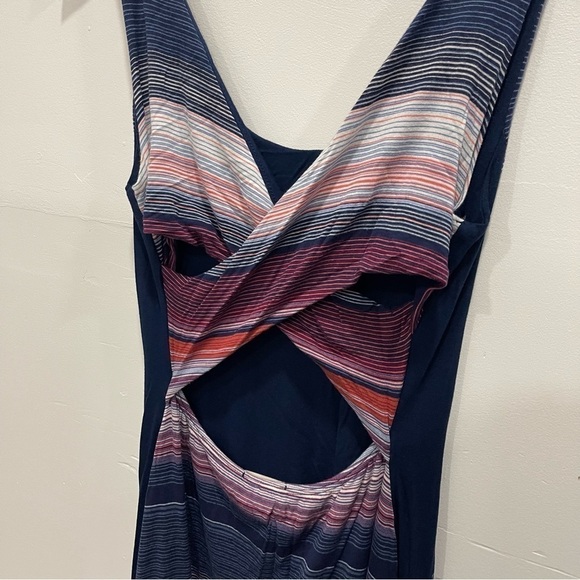 Gilli Stripe Stretch Maxi Dress Navy Small Open Back Sleeveless - Picture 6 of 8